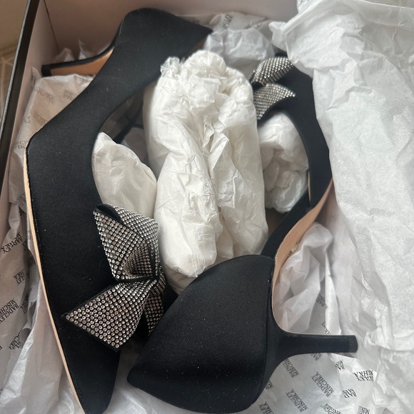 NWB Badgley Mischka black d’orsay Meilani bow heel - Picture 10 of 11
